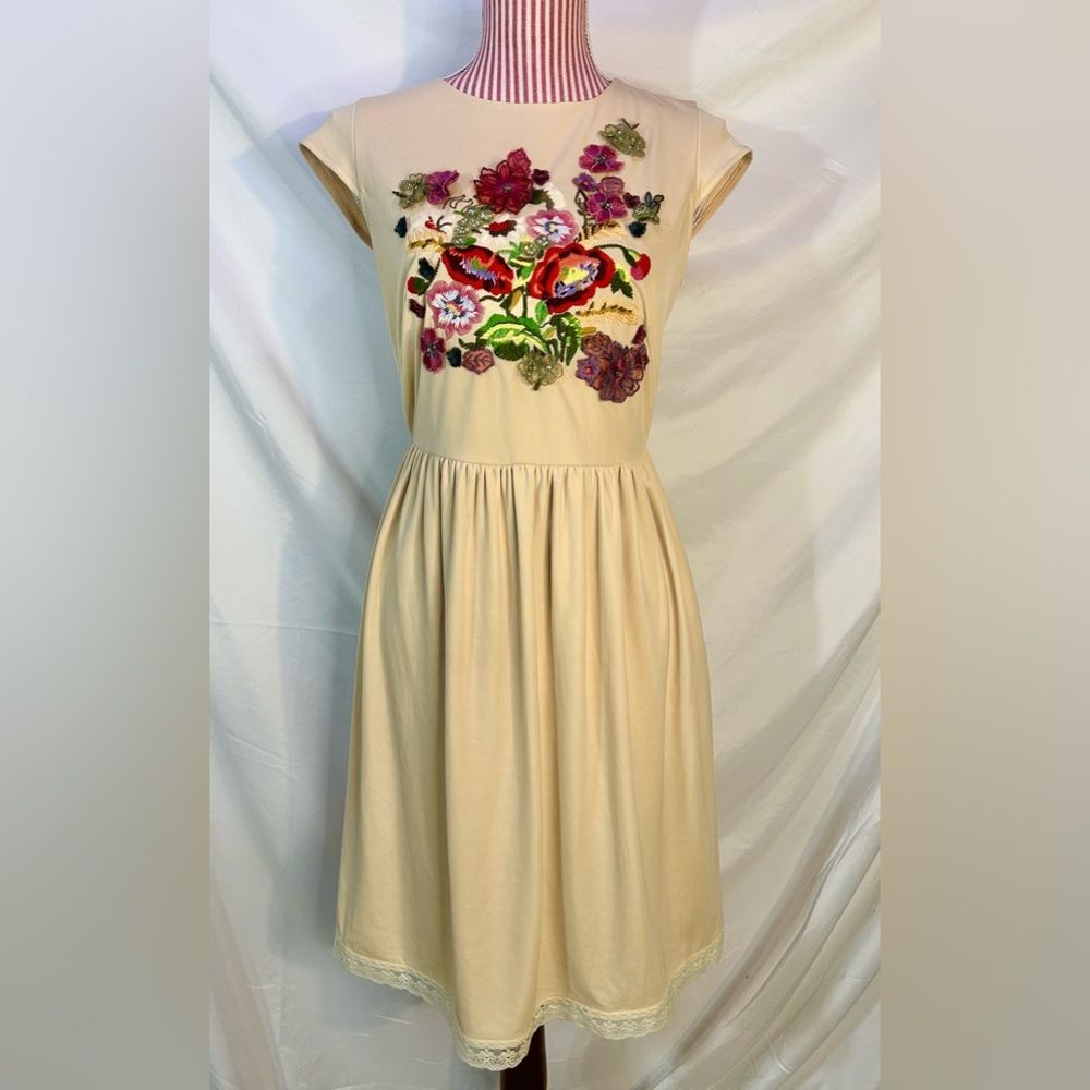 Embroidered Floral Dress Whimsical Lace Cream Fairy Cottagecore Romantic Sz 8